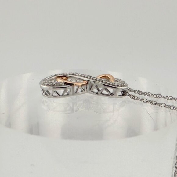Beautiful INFINITY Necklace - 14kt Gold & Sterling Silver with Natural Diamonds - Picture 6 of 11